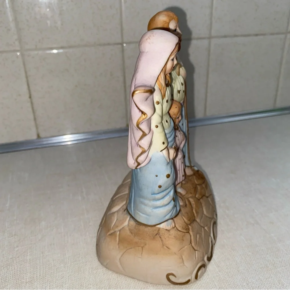 Flambro‎ VTG Fine Porcelain Holy Family figurine Christmas Decoration NO Light